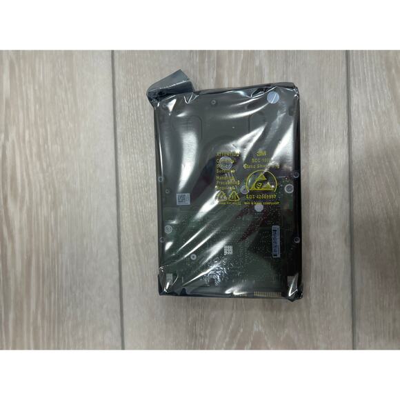 Seagate Barracuda 1TB 3.5" SATA Internal Hard Drive - Picture 3 of 4